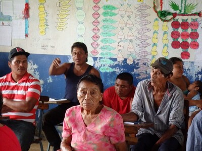 1web_Workshop_in_Tiktik_Kanuu._Foto_van_Nick