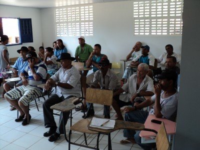 Local community meeting with Forum Suape. Photo Forum Suape