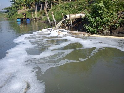 paper industry wastewater pipe in Surabaya river
