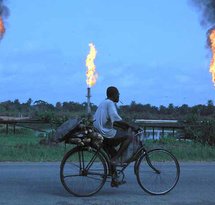 mediaitem/Fossiele-brandstoffenproductie_Nigeria_foto_Geograf